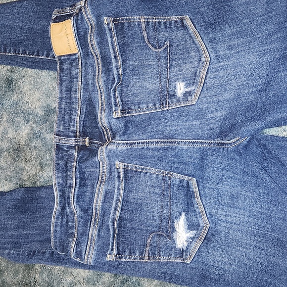 American Eagle Distressed Jeggings - Picture 7 of 8
